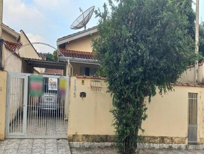 Casa Usada para Venda, em guas da Prata, bairro Vila Rica, 2 dormitrios, 1 banheiro, 4 vagas