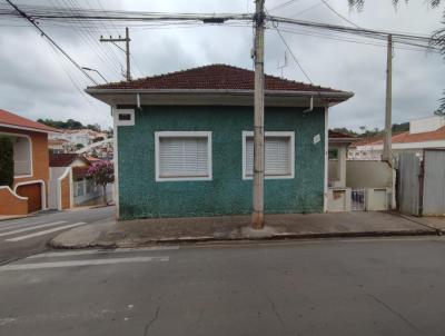 Casa para Venda, em Caconde, bairro Centro, 3 dormitrios, 2 banheiros, 3 vagas
