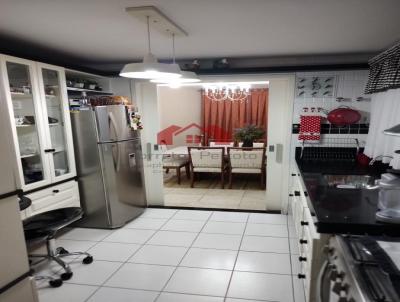 Casa em Condomínio para Venda, em Santana de Parnaíba, bairro Tamboré, 3 dormitórios, 2 banheiros, 1 suíte, 2 vagas