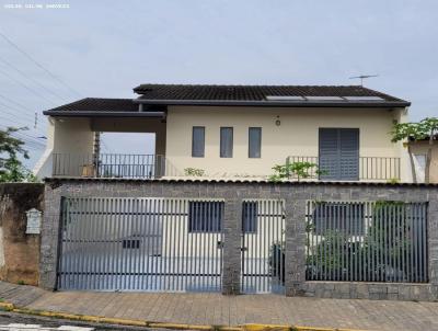 Casa para Venda, em Itaquaquecetuba, bairro Vila So Carlos, 3 dormitrios, 1 sute, 3 vagas