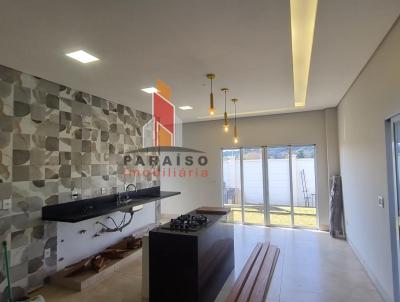 Casa Nova para Venda, em Uberlndia, bairro Granja Marileusa, 3 dormitrios, 2 banheiros, 1 sute, 4 vagas