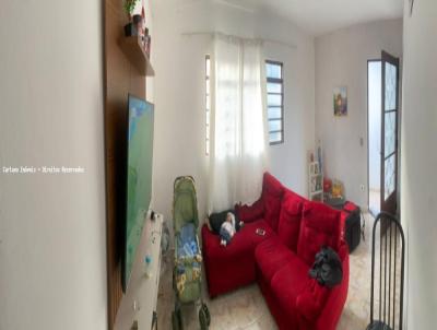 Casa para Venda, em Piracaia, bairro Centro, 2 dormitórios, 1 banheiro