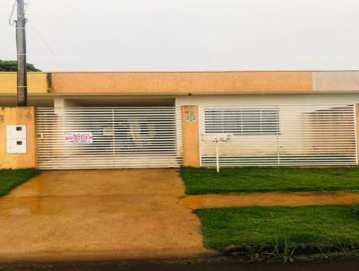 Casa para Venda, em Campo Mouro, bairro Jardim Santa Cruz, 2 dormitrios, 1 banheiro, 2 vagas