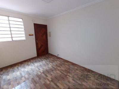Apartamento 2 Quartos para Locao, em Ferraz de Vasconcelos, bairro Parque Dourado, 2 dormitrios, 1 banheiro, 1 vaga