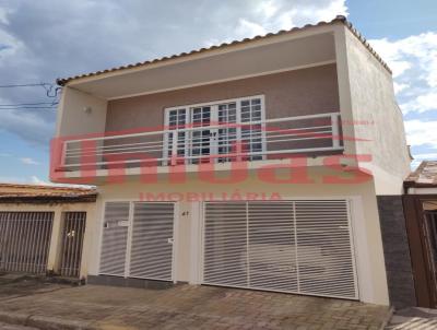 Casa para Venda, em Itapeva, bairro Vila Aparecida, 3 dormitrios, 4 banheiros, 2 sutes, 1 vaga