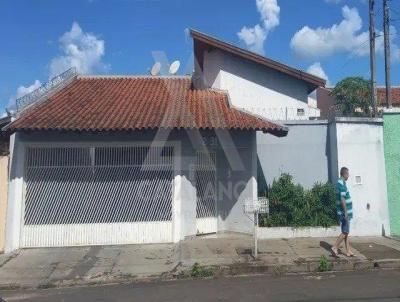 Casa para Venda, em Bauru, bairro Vila Carolina, 3 dormitrios, 2 banheiros, 1 sute, 2 vagas