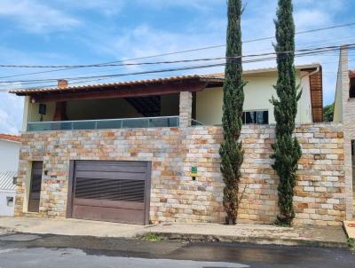 Casa para Venda, em Bom Despacho, bairro Jardim dos Anjos, 3 dormitrios, 2 banheiros, 1 sute, 2 vagas