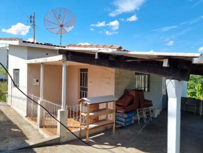 Casa para Venda, em Bom Despacho, bairro Ozanan, 2 dormitrios, 1 banheiro, 1 vaga