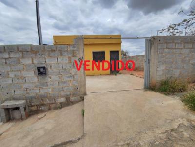 Casa para Venda, em Visconde do Rio Branco, bairro Piedade, 2 dormitrios, 1 banheiro, 3 vagas