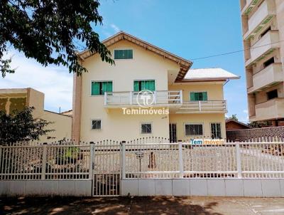 Casa para Venda, em Joinville, bairro Bucarein, 2 dormitrios, 4 banheiros, 1 sute, 5 vagas