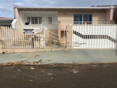 Casa para Venda, em Telmaco Borba, bairro Centro, 2 dormitrios, 1 banheiro, 1 sute, 1 vaga