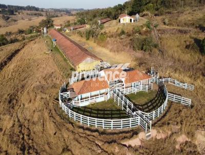 Fazenda para Venda, em So Carlos, bairro Loteamento So Carlos Club, 3 dormitrios, 2 banheiros, 1 sute, 5 vagas