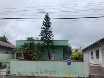 Casa para Venda, em Jaragu do Sul, bairro Jaragu Esquerdo, 3 dormitrios, 2 banheiros, 1 vaga