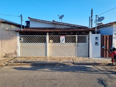Casa para Locao, em Bom Despacho, bairro Rosrio, 2 dormitrios, 1 banheiro, 1 vaga