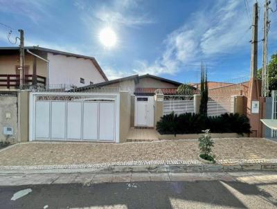 Casa para Venda, em Lins, bairro Jardim Americano, 2 dormitrios, 4 banheiros, 1 sute, 4 vagas