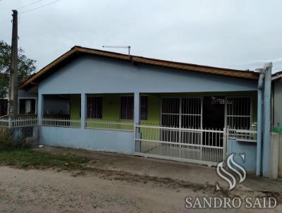 Casa para Venda, em Balnerio Barra do Sul, bairro Centro, 4 dormitrios, 2 banheiros, 3 vagas