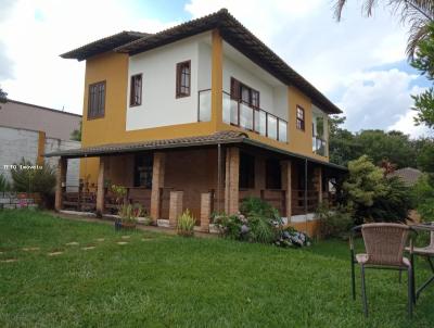 Casa para Venda, em Tiradentes, bairro guas Santas, 6 dormitrios, 5 banheiros, 3 sutes, 3 vagas