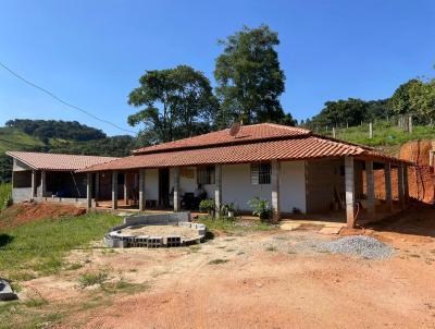 Stio / Chcara para Venda, em Toledo, bairro , 2 dormitrios, 2 banheiros, 2 sutes