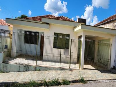 Casa Usada para Venda, em So Joo da Boa Vista, bairro So Lzaro, 2 dormitrios, 1 banheiro, 1 vaga