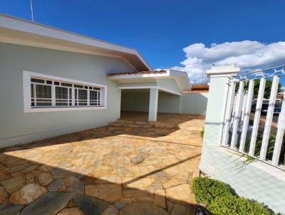 Casa para Venda, em Santa Rita do Passa Quatro, bairro Jardim, 3 dormitrios, 3 banheiros, 1 sute, 2 vagas