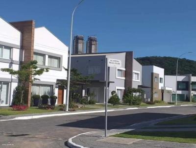 Casa em Condomnio para Venda, em Balnerio Cambori, bairro So Judas Tadeu, 3 dormitrios, 3 banheiros, 1 sute, 3 vagas