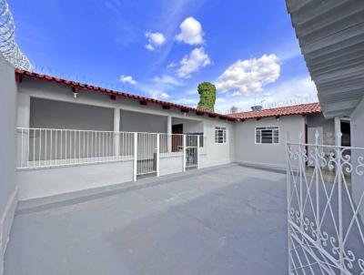 Casa para Venda, em Goinia, bairro Parque Amaznia, 3 dormitrios, 3 banheiros, 1 sute, 4 vagas