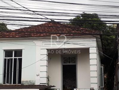 Casas 2 Quartos para Venda, em Niteri, bairro Fonseca, 4 dormitrios, 3 banheiros, 2 vagas