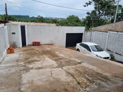 Casa para Venda, em Uberlndia, bairro Jaragu, 3 dormitrios, 1 banheiro, 1 sute, 2 vagas