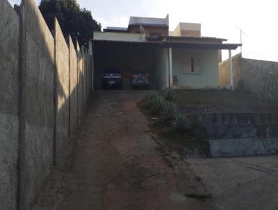 Casa para Venda, em Oliveira, bairro Retiro das Pedras