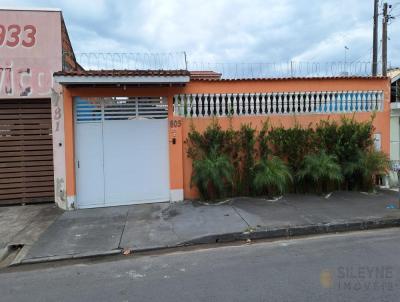 Sobrado para Locação, em Caraguatatuba, bairro Pontal De Santa Marina, 3 dormitórios, 2 banheiros, 3 vagas