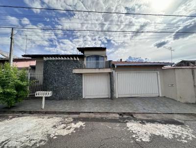 Casa para Venda, em Lins, bairro Labate, 6 dormitrios, 6 banheiros, 1 sute, 4 vagas