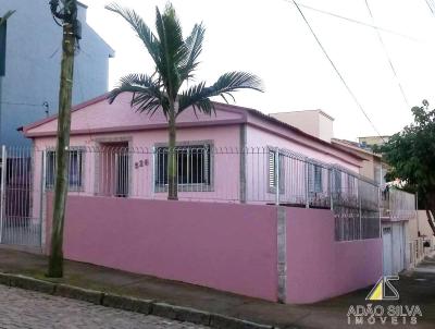Casa para Venda, em Canguu, bairro Centro, 3 dormitrios, 2 banheiros, 2 vagas
