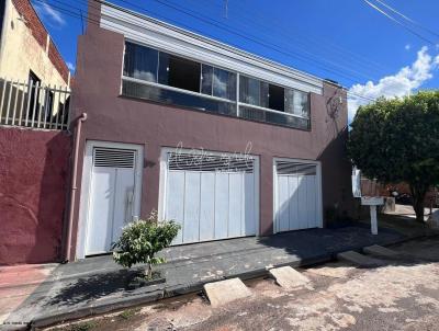 Casa para Venda, em Marlia, bairro Jardim Guaruj, 3 dormitrios, 2 banheiros, 1 sute, 3 vagas
