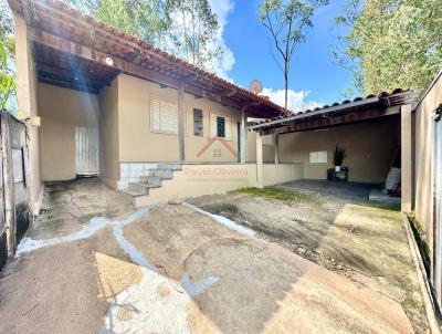 Casa para Venda, em Par de Minas, bairro JK, 3 dormitrios, 1 banheiro, 2 vagas