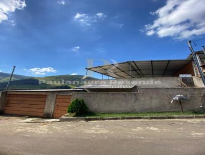 Casa para Venda, em Coronel Fabriciano, bairro Contente, 2 dormitrios, 1 banheiro, 1 vaga