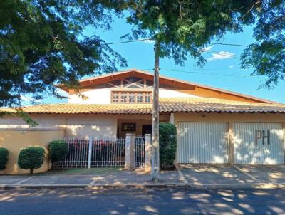 Casa para Venda, em Lins, bairro Jardim Ariano, 3 dormitrios, 1 sute