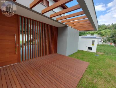 Casa Alto Padro para Venda, em Florianpolis, bairro Cachoeira do Bom Jesus, 4 dormitrios, 5 banheiros, 4 sutes, 4 vagas