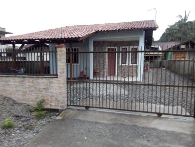  para Venda, em Joinville, bairro Rio Bonito (Pirabeiraba), 5 dormitrios, 2 banheiros, 3 vagas