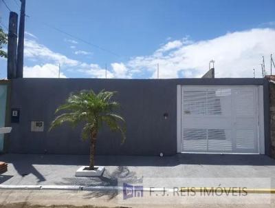 Casa na Praia para Venda, em Itanham, bairro Aclimao, 4 dormitrios, 2 banheiros, 1 sute, 3 vagas