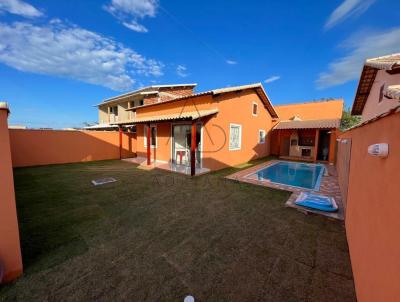 Casa para Venda, em Cabo Frio, bairro Unamar, 2 dormitrios, 1 banheiro, 1 vaga