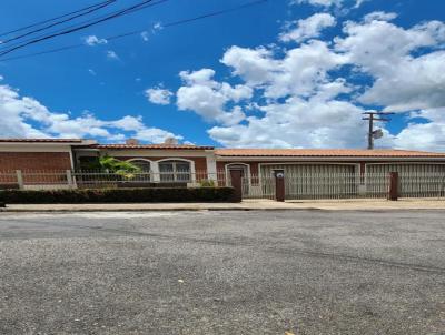 Casa Alto Padro para Venda, em So Joo da Boa Vista, bairro Parque das Naes, 3 dormitrios, 2 banheiros, 2 sutes, 6 vagas