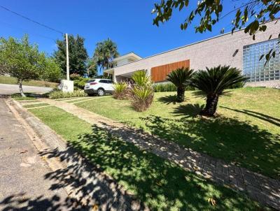 Casa em Condomnio para Venda, em Atibaia, bairro Condomnio Figueira Garden, 4 dormitrios, 3 banheiros, 2 sutes, 2 vagas