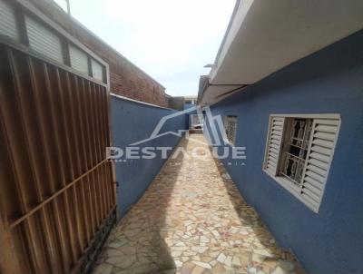 Edcula para Locao, em Presidente Prudente, bairro Vila Roberto, 1 dormitrio, 1 banheiro, 1 sute