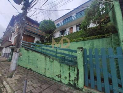 Casa Mobiliada para Venda, em Teresópolis, bairro Jardim Europa, 5 dormitórios, 3 banheiros