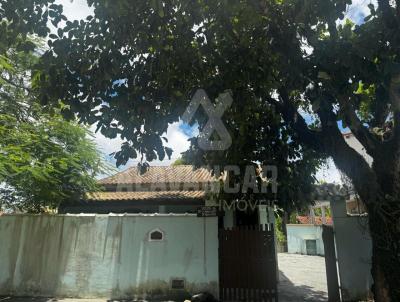 Casa para Venda, em Araruama, bairro Fazendinha, 2 dormitrios, 1 banheiro, 3 vagas