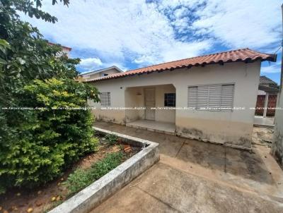 Casa para Locação, em Garça, bairro Guanabara, 4 dormitórios, 1 banheiro, 2 vagas