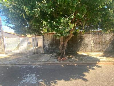 Casa para Venda, em Lins, bairro Nucleo Habitacional Ulisses Guimares, 4 dormitrios, 1 sute