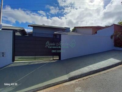 Casa para Venda, em Atibaia, bairro Jardim Dos Pinheiros, 3 dormitrios, 1 banheiro, 3 sutes, 2 vagas