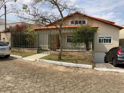Casa para Venda, em Juiz de Fora, bairro Parque Jardim da Serra, 4 dormitórios, 5 banheiros, 3 suítes, 3 vagas