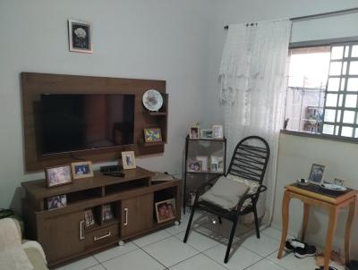 Casa para Venda, em Palmital, bairro Vila Wady Zugaiar, 3 dormitrios, 2 banheiros, 2 vagas